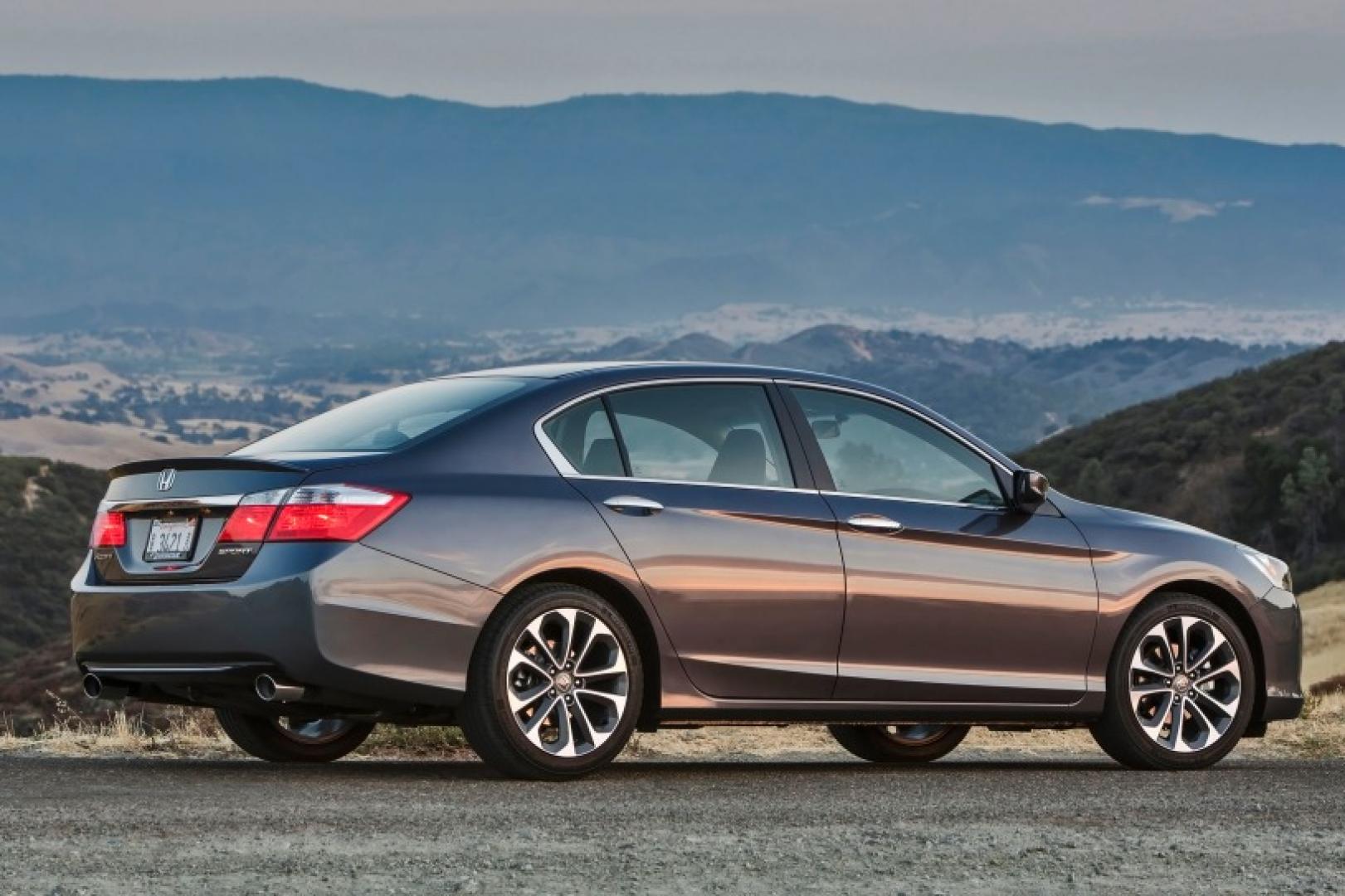 2014 Charcoal /Graphite Honda Accord Sport Sedan CVT (1HGCR2F54EA) with an 2.4L L4 DOHC 16V engine, Continuously Variable Transmission transmission, located at 1313 Las Vegas Blvd, North Port, FL, 34286, (888) 750-6845, 36.002834, -115.201302 - The 2014 Honda Accord earns top honors in the midsize sedan class with its mix of excellent packaging, superb fuel economy and rewarding performance. vehicle overview After last year's complete redesign, which resulted in a slimmer, more fuel-efficient Honda Accord with a higher-end cabin ambien - Photo#8